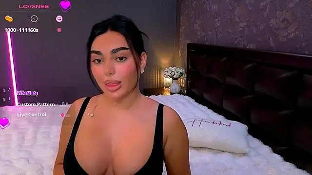 Snapshot of babyleilaa chatting on 09/27/25, 06:13 babyleilaa online show from 09/27/25, 06:13