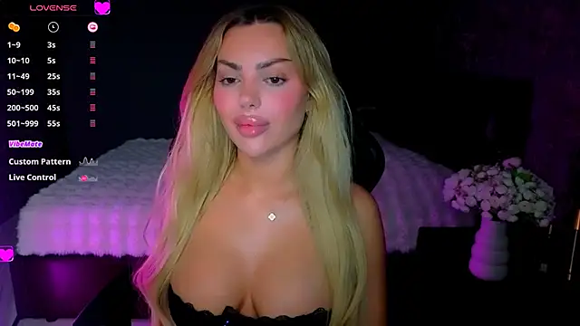 babyleilaa online show from 05/17/26, 08:05