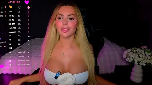 babyleilaa online show from 05/22/26, 08:03