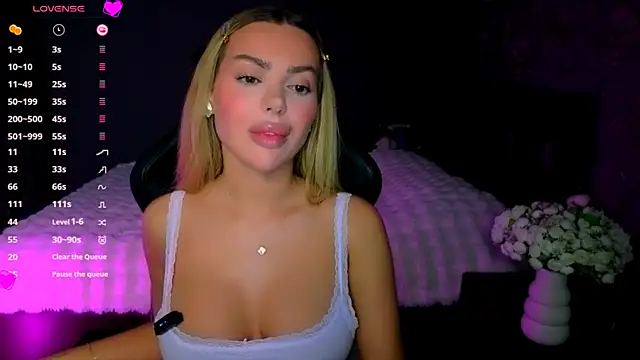 babyleilaa online show from 05/25/26, 07:53