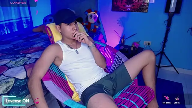 Snapshot of mexican_cum chatting on 09/17/25, 03:08 mexican cum online show from 09/17/25, 03:08