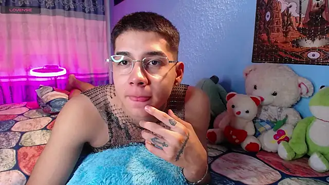 mexican cum online show from 04/28/26, 01:04