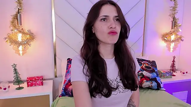 Flor delunaa online show from 01/05/25, 12:31
