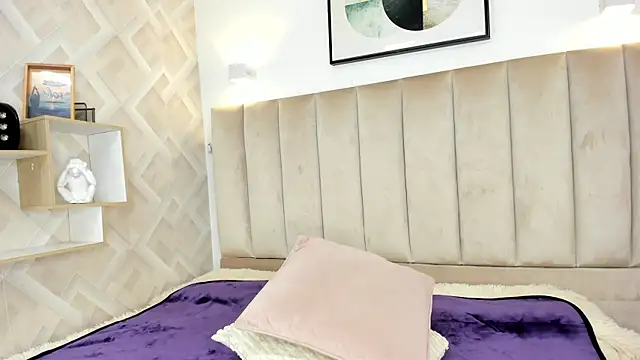 Anniie Queen online show from 07/02/26, 04:18