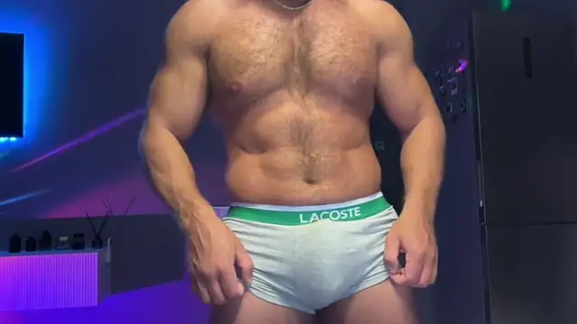 KarlosRichi online show from 11/18/25, 04:17