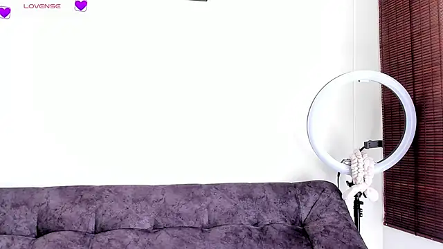 Snapshot of VeronicaTonu chatting on 10/04/25, 03:10 VeronicaTonu online show from 10/04/25, 03:10