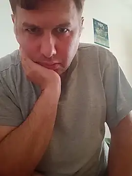 Snapshot of Olandese2682@xh chatting on 05/16/26, 04:17 Olandese2682xh online show from 05/16/26, 04:17