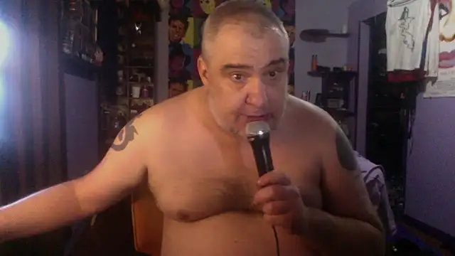 Snapshot of PerveyUncle chatting on 02/08/26, 10:35 PerveyUncle online show from 02/08/26, 10:35
