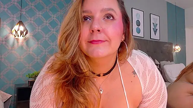 Snapshot of AmbarRoberts_ chatting on 08/01/26, 12:48 AmbarRoberts online show from 08/01/26, 12:48