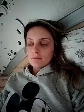 SophyGirl online show from 10/22/25, 01:00