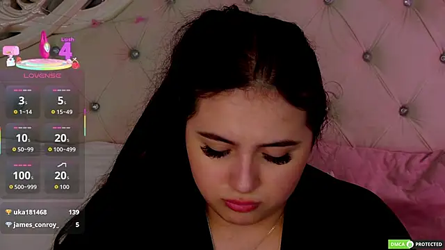 Snapshot of JennyFerguson chatting on 10/05/25, 06:56 JennyFerguson online show from 10/05/25, 06:56