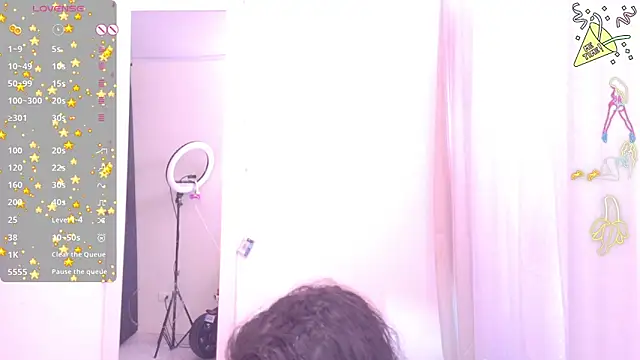 angelie 3 online show from 09/30/25, 10:04