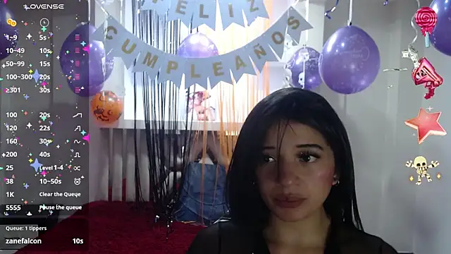 angelie 3 online show from 10/30/25, 07:32