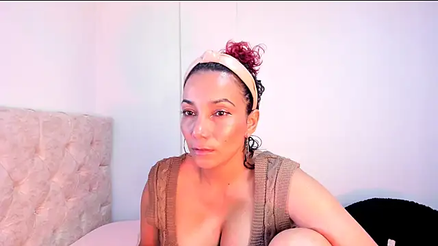 amber demons2021 online show from 01/15/25, 08:37