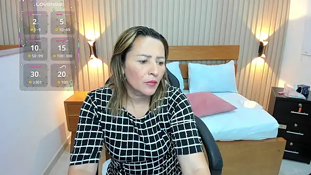 luciana ballesteros  online show from 02/19/26, 12:34