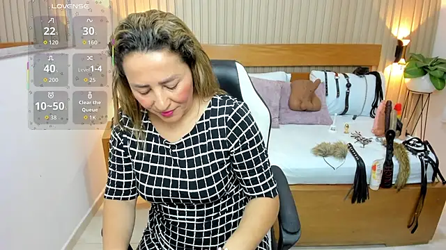 luciana ballesteros  online show from 07/20/26, 12:29