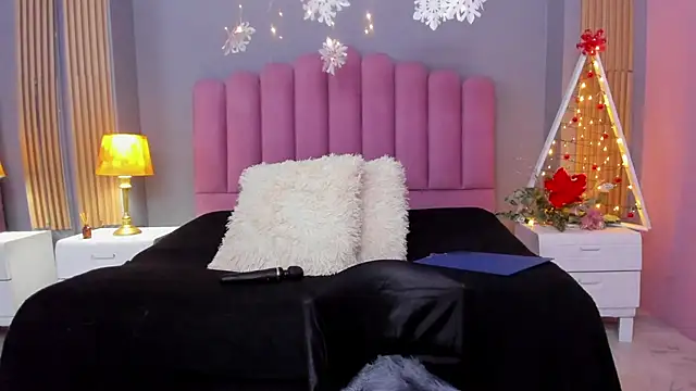 RamonaSimons online show from 12/20/24, 07:50