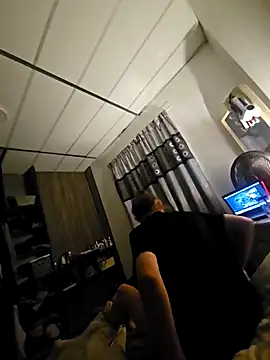 hotshotbad online show from 12/18/25, 08:04