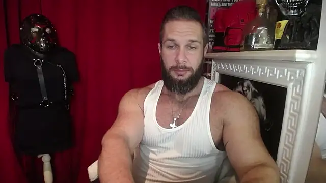 Snapshot of HotterLrgDom chatting on 12/16/24, 12:48 HotterLrgDom online show from 12/16/24, 12:48
