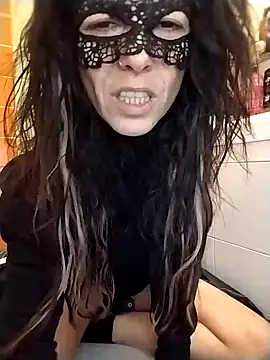 EmySkinny85 online show from 01/05/25, 09:25