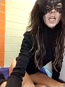 EmySkinny85 online show from 01/06/25, 08:35
