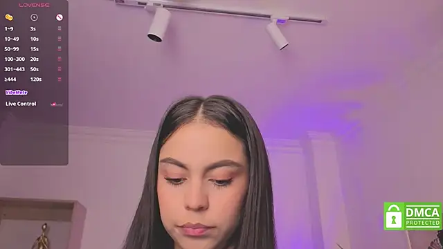 Aleejaa   online show from 10/21/25, 11:55