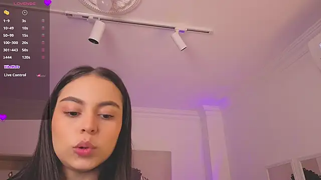 Aleejaa   online show from 10/24/25, 11:28