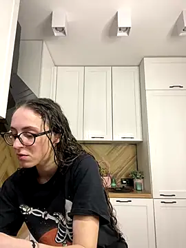 MartiniiSelenna online show from 11/14/25, 06:45