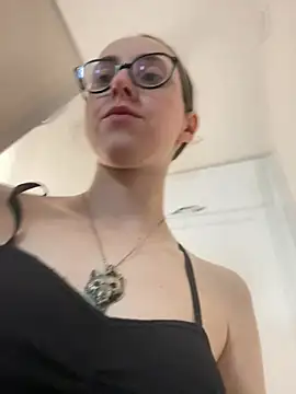 MartiniiSelenna online show from 07/03/26, 05:47