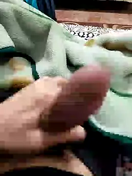 Snapshot of big_hard_dick1 chatting on 12/19/24, 12:01 big hard dick1 online show from 12/19/24, 12:01