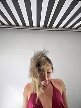 Rose-euphoria online show from 12/29/24, 02:42