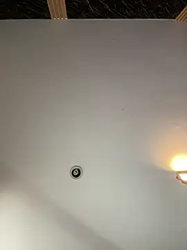 Snapshot of Rose-euphoria chatting on 10/31/25, 01:23 Rose-euphoria online show from 10/31/25, 01:23