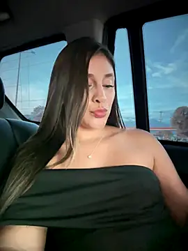 Snapshot of Rose-euphoria chatting on 11/10/25, 09:58 Rose-euphoria online show from 11/10/25, 09:58