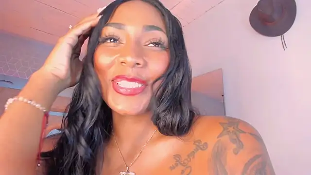 Snapshot of AngelineHeet chatting on 10/11/25, 08:57 AngelineHeet online show from 10/11/25, 08:57