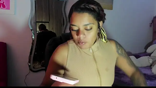 ladyrd1 online show from 09/13/25, 10:20