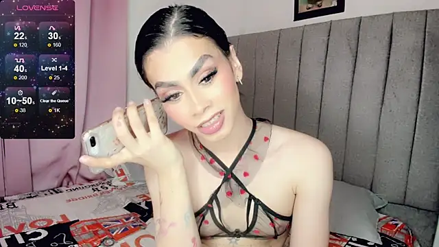 Snapshot of Jimmenna_ chatting on 01/17/25, 03:55 Jimmenna online show from 01/17/25, 03:55