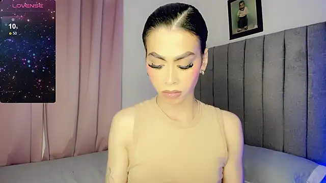 Snapshot of Jimmenna_ chatting on 02/10/25, 04:52 Jimmenna online show from 02/10/25, 04:52