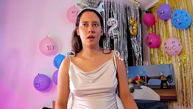 lovely kitt online show from 02/08/25, 11:34