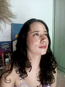 Snapshot of lovely_kitt chatting on 02/07/26, 12:58 lovely kitt online show from 02/07/26, 12:58