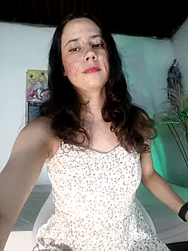 Snapshot of lovely_kitt chatting on 03/04/26, 02:50 lovely kitt online show from 03/04/26, 02:50