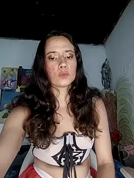 Snapshot of lovely_kitt chatting on 04/14/26, 02:17 lovely kitt online show from 04/14/26, 02:17