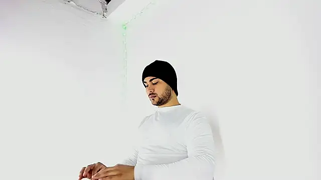 Sebas-hott online show from 09/12/25, 10:10