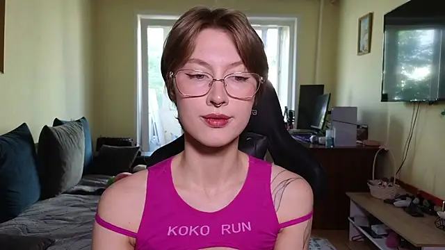 MalvinaBlum online show from 06/14/26, 04:58