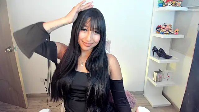 Snapshot of isa_bellaa0 chatting on 11/10/25, 01:48 isa bellaa0 online show from 11/10/25, 01:48