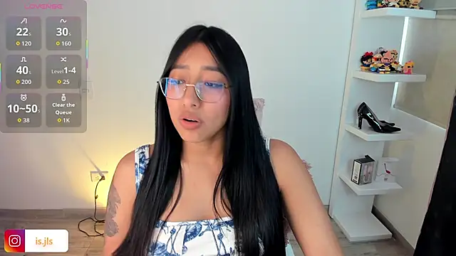 Snapshot of isa_bellaa0 chatting on 12/02/25, 01:05 isa bellaa0 online show from 12/02/25, 01:05