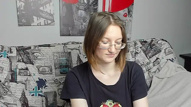Snapshot of Fiery_mary chatting on 02/13/25, 11:39 Fiery mary online show from 02/13/25, 11:39