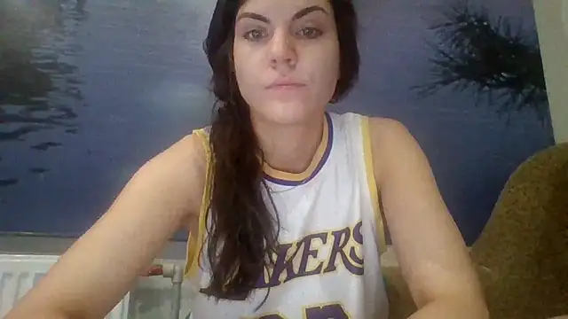 Snapshot of AliceTailor chatting on 11/01/25, 09:28 AliceTailor online show from 11/01/25, 09:28