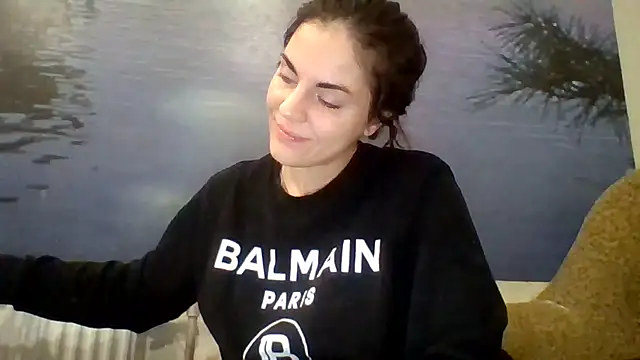 Snapshot of AliceTailor chatting on 12/14/25, 12:10 AliceTailor online show from 12/14/25, 12:10