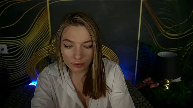 IceDanielles online show from 12/28/24, 02:53