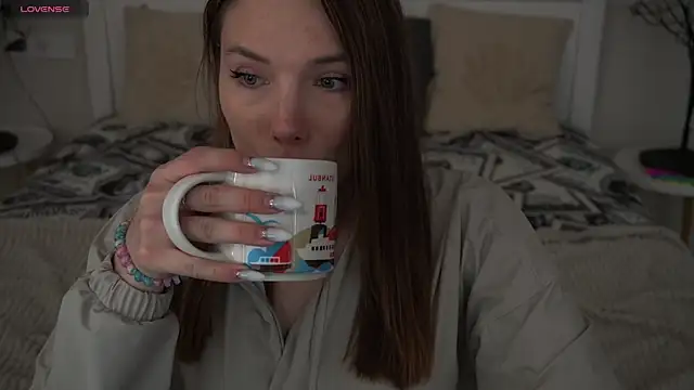 IceDanielles online show from 11/09/25, 01:42